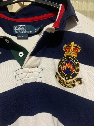 Camisa Polo Ralph Lauren 1st Division R.L. Regiment Est. MCMLXVII