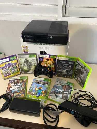 Xbox 360 Super Slim 500GB + Kinect + 8 Jogos originais + 01 Controle