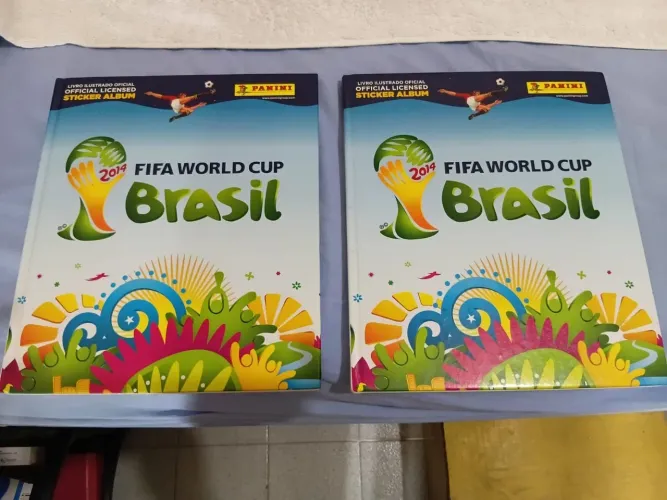 Álbuns da copa 2014 completo.  2 capa dura e 2 brochura 