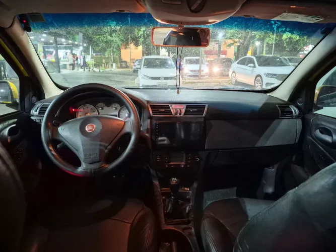 Fiat Stilo Dualogic 1.8 Sporting Flex 8V 5P 2009