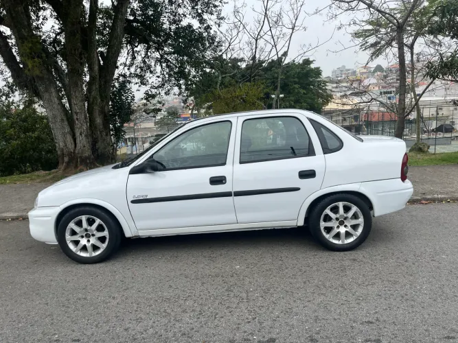 Chevrolet Corsa SED Class.life 1.0/1.0 Flexpower (álcool) 2008