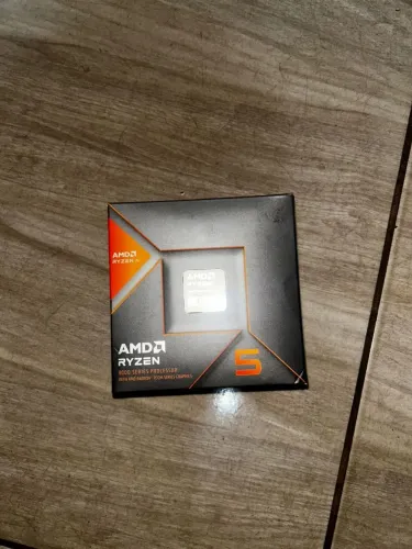 Vendo processador AMD Ryzen 5 8600G box AM5