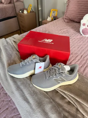 Tênis New Balance Running