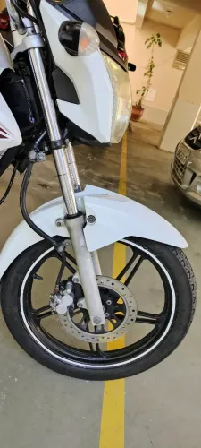 Vendo: Honda Titan 150 ESD (partida elétrica e disco de freio dianteiro) - 2014/2014 