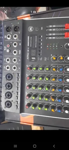 Mesa interface de áudio AMW sx8