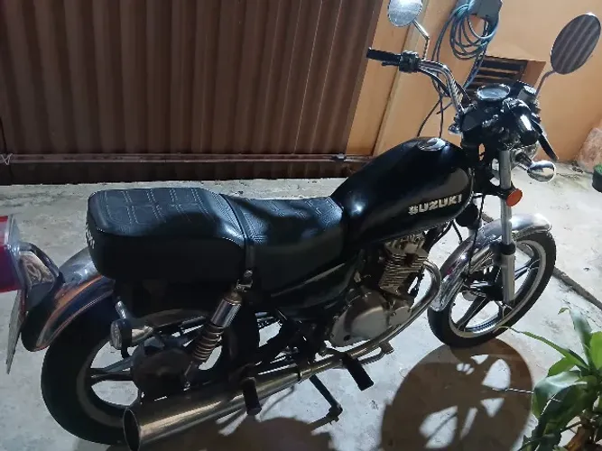 Suzuki Intruder 125 - 2007
