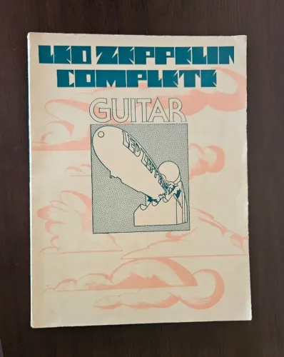  Livro Partituras Led Zeppelin Complete - Guitarra (Importado 1975)
