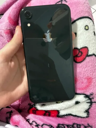 iPhone XR preto 64gb