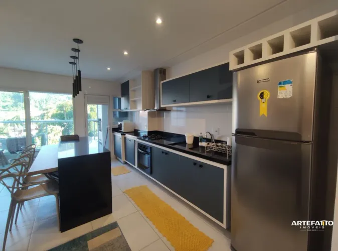 Apartamento à venda em Ubatuba, Toninhas, com 2 quartos, 71m²