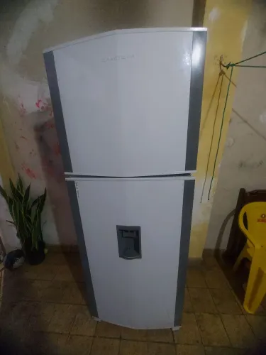 Geladeira Brastem 431 litros