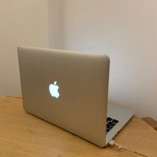 MacBook Pro 15? 2011 Intel core i7 12gb Ram SSD256gb placa vídeo AMD macOS Monterey