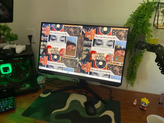 Monitor Samsung G40 27 240hz