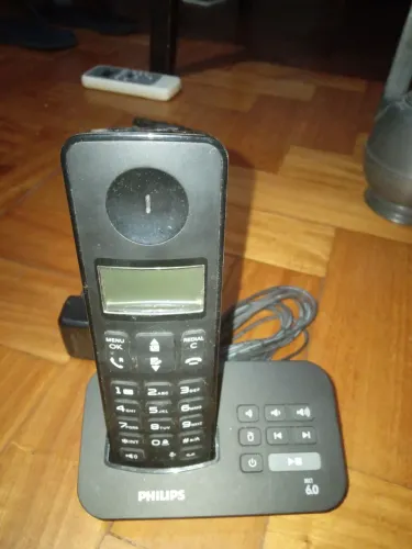Telefone Philips D2152B/BR DECT 6.0 - 2 Fones + Secretária Eletrônica