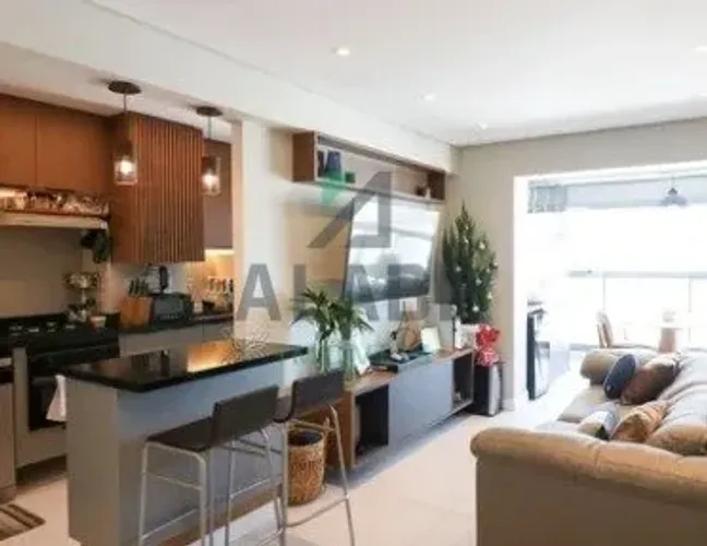 Apartamento mobiliado no Brooklin, 67m², 2 dormitórios (1 suíte) e varanda