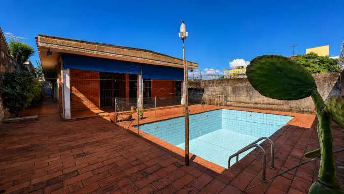 Casa térrea comercial de 3 quartos para alugar no bairro Jardim Sumaré, 250 m², Ribeirão P