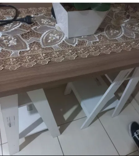 Vendo Mesa com Cavaletes
