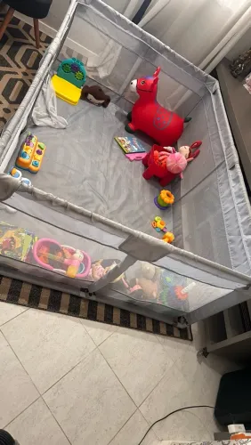 Cercadinho para bebê/ Chiqueirinho 180x120x68cm