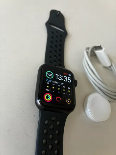 Apple Watch SE 40mm GPS em ótimo estado