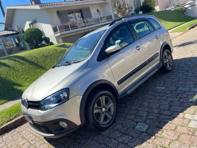 Volkswagen Spacecross 1.6 MI Total Flex 8V 2012