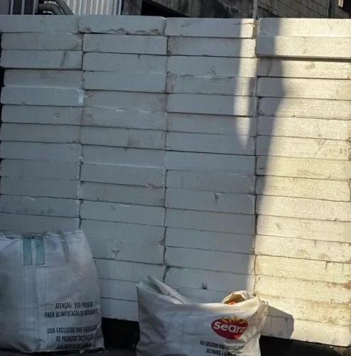 Lote de placas de isopor