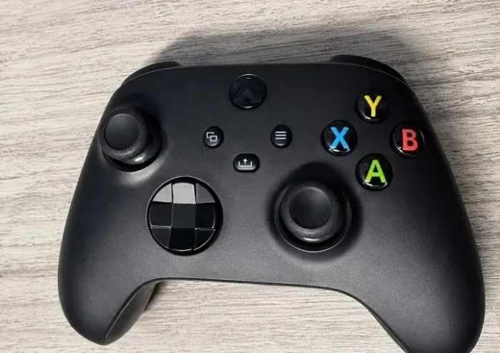 Controle Xbox Series X/S Preto (Carbon Black) + Cabo USB de Brinde