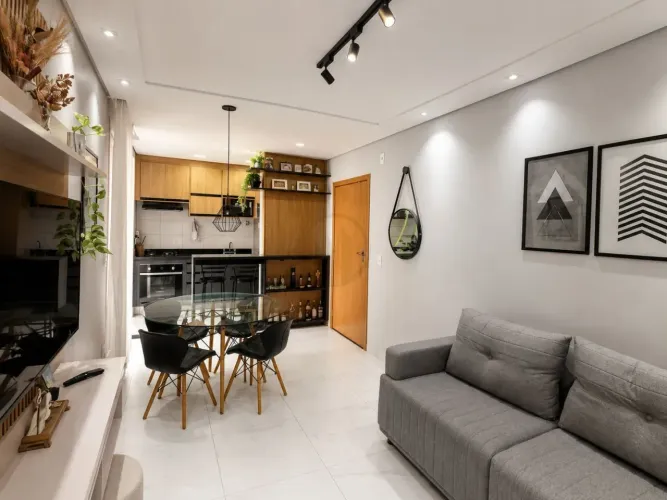 Apartamento á venda com 2 dormitório no Condomínio Myriad Parque Residencial Clu REF: AP16
