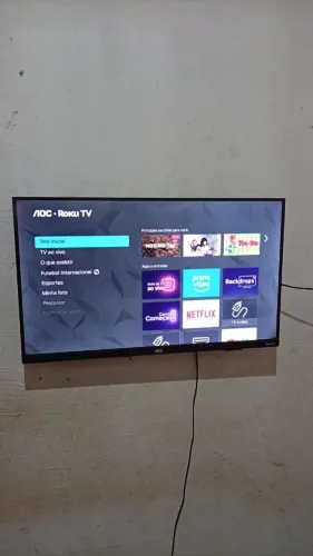 Vendo uma smartv de 32 polegadas funcionando perfeitamente