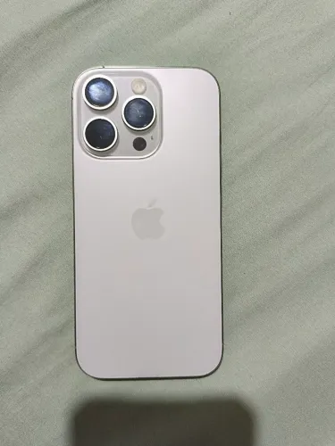 iPhone 16 pro 8 256gb