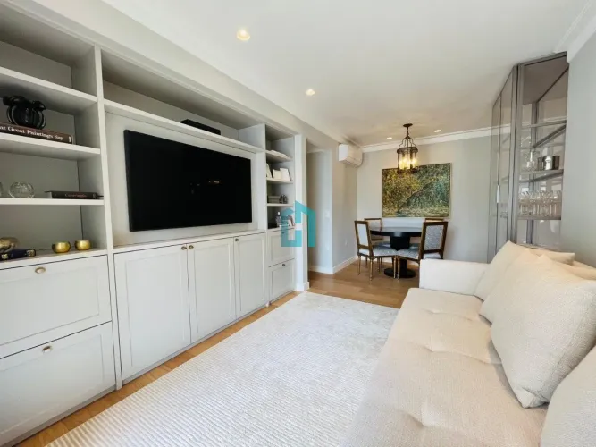 Lindo apartamento totalmente mobiliado para venda ou locação em Moema, com 1 dormitórios,