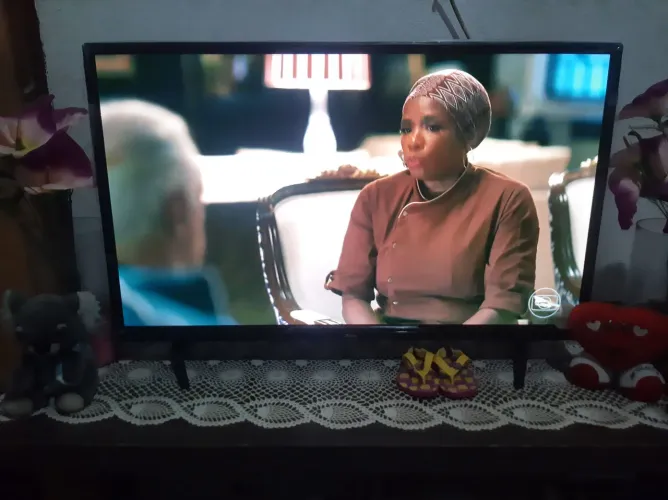Vendo TV Philco 32 Polegadas Smart