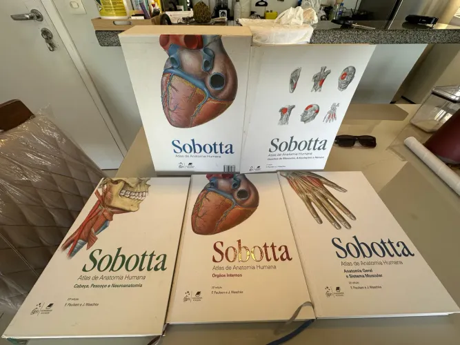 Sobotta Atlas de Anatomia Humana 23a Ed. Novíssimo! 3 volumes + Encarte com Quadros