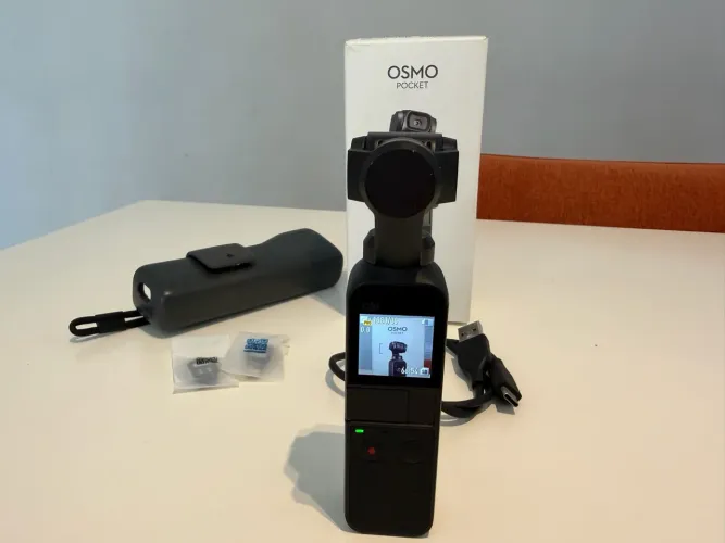 Câmera DJI Osmo Pocket 1 4K com Caixa e Card 32Gb