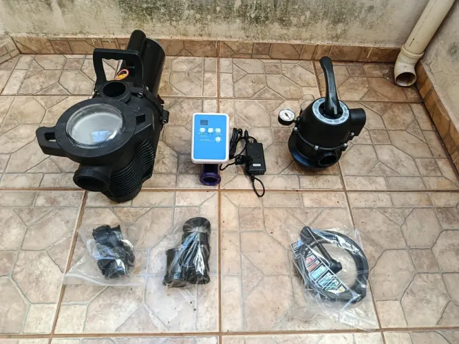 Motobomba, gerador de cloro e válvula para filtro