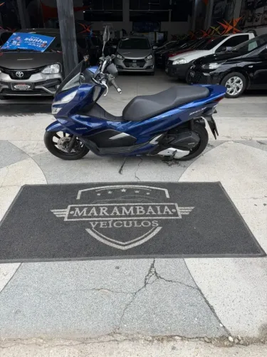 Honda pcx 2025
