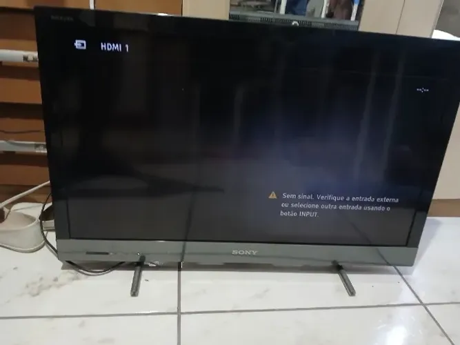 Tv Sony modelo KDL32EX525 usado