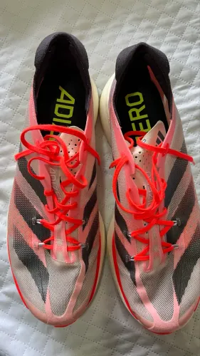 Tênis corrida - adidas adios PRO 3 - n 45