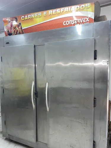 Refrigerador comercial CONSERVEX, modelo BA 2000