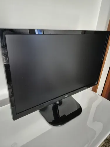 Monitor LG LED 23 ? Full HD