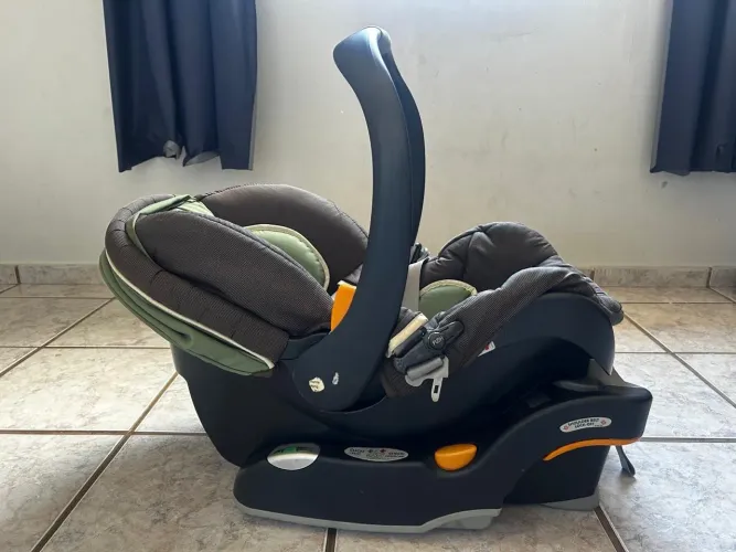 Bebê conforto com base