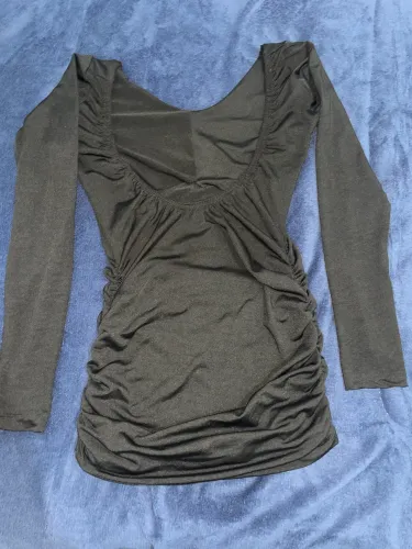 Vestido- costas nua