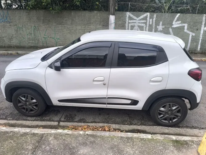 Renault Kwid Intense 1.0 Flex 12V 5P Mec. 2021