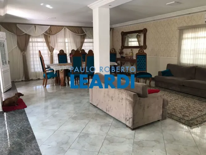 CASA ASSOBRADADA - JARDIM PAULISTA - SP