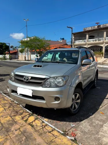 Toyota Hilux SW4 SRV D4-d 4X4 3.0 TDI Dies. MEC 2008