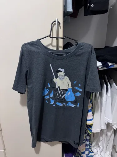 Camiseta mendigo dos mares