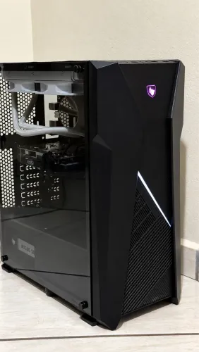 PC GAMER: i5 - 10 / GTX-1650 / 16gb RAM