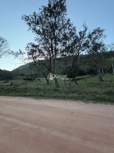 Terreno Rural à Venda em Itajobaia, Anchieta/ES, 48.400 m², a 1,5 km da BR-101, ideal para