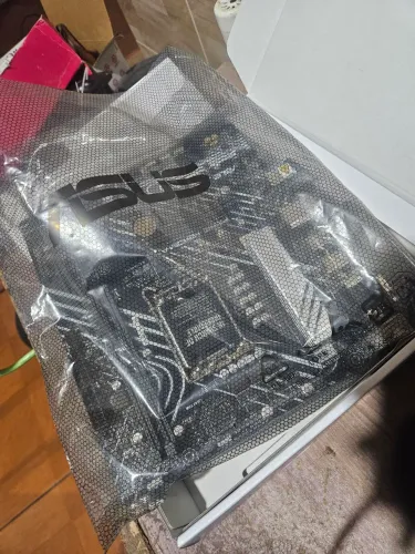 Placa mãe h610m ddr5 Asus com garantia de 1 ano e nota fiscal