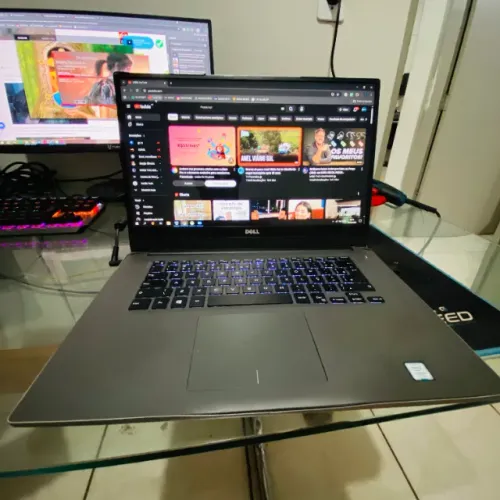 Notebook Dell P61F i7 | 16GB RAM | SSD M.2 128GB | Placa Dedicada