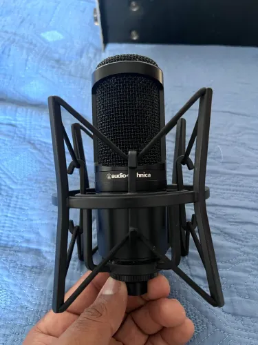 Microfone condensador AT2020