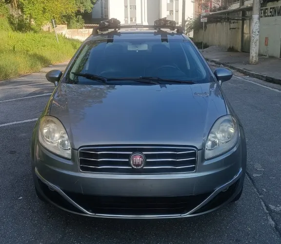Fiat Linea Absolute 1.9/1.8 Flex Dualogic 4P 2015